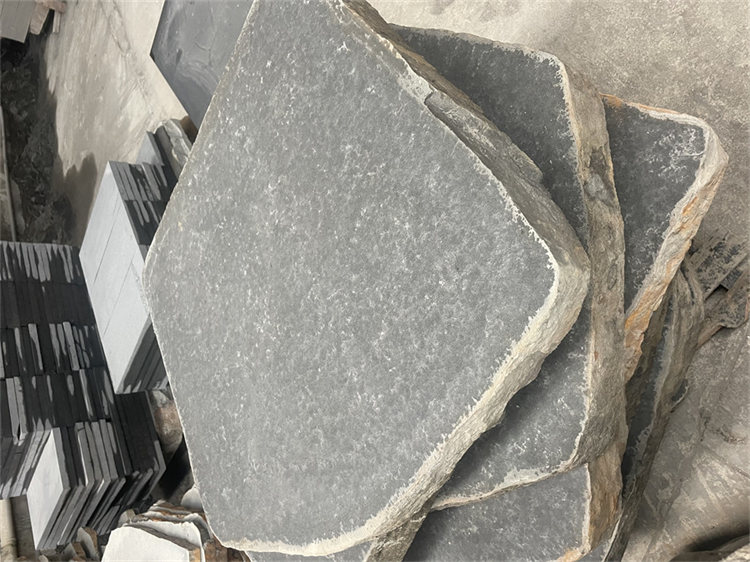 FLAMED FLAGSTONE BLACK BASALT FLAMED FLAGSTONE BLACK BASALT